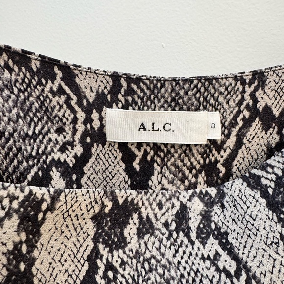 A.L.C. Lev Silk Snake Print Asymmetrical Hem Midi Skirt Size 0 - Picture 10 of 11